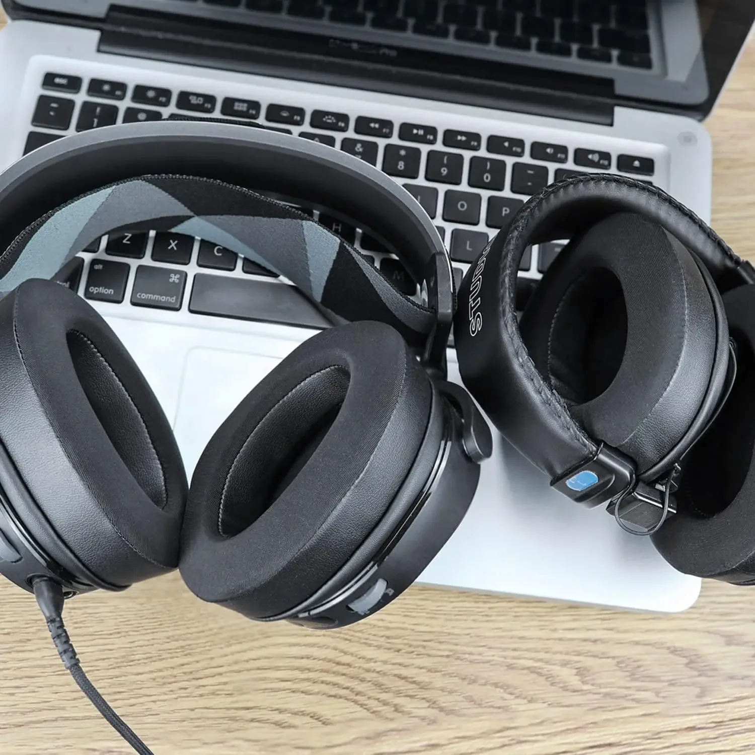 冷却ジェル交換用イヤーパッド オーディオテクニカ ATH M - Audio Technica Headphone Ath-M20X のレビューと価格